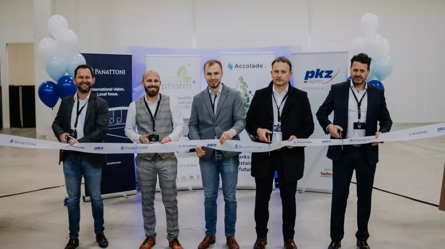 Panattoni has handed over a new hall in a modern complex near the Košice airport to tenants PKZ Logistics and GreenPharm. 