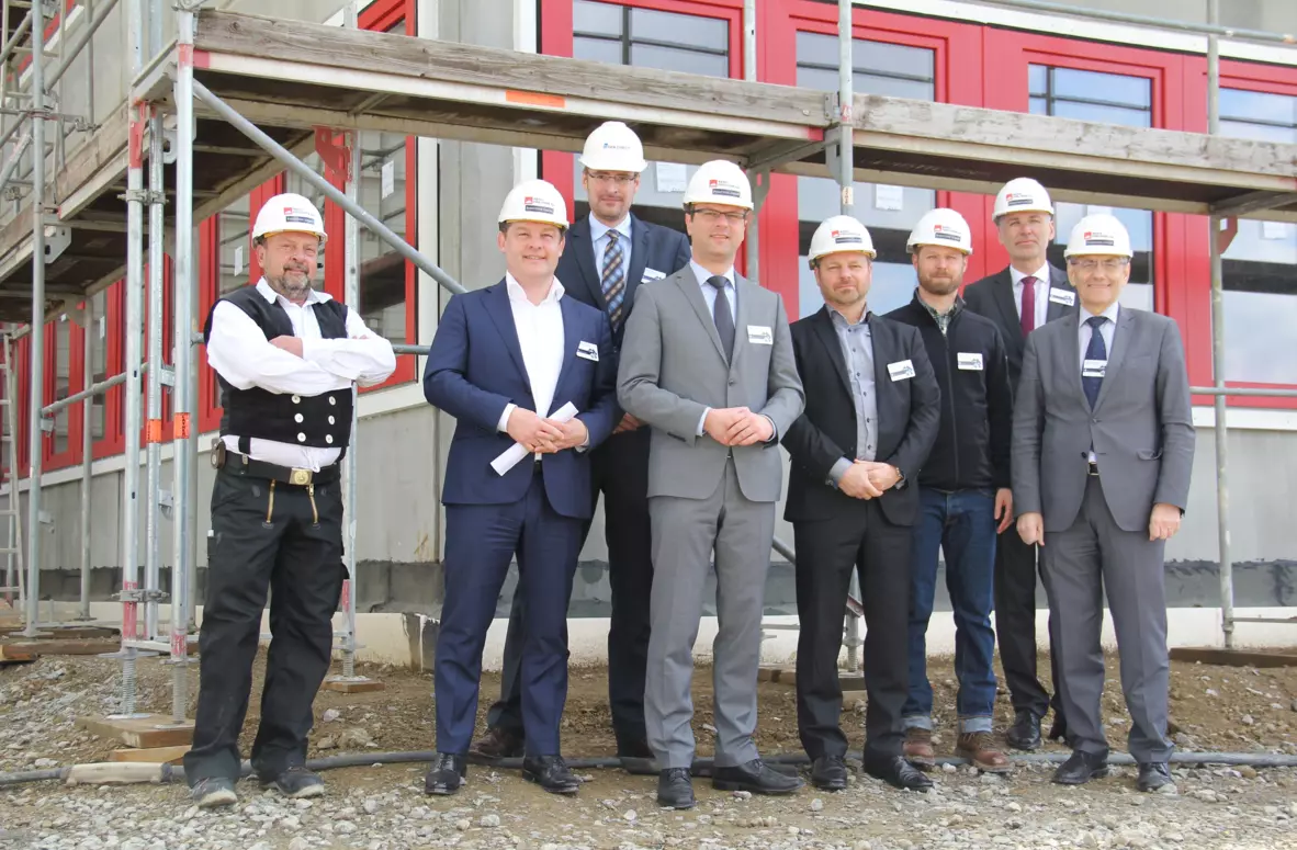 Panattoni Europe celebrates the topping-out ceremony for the new Bergfreunde.de logistics centre 