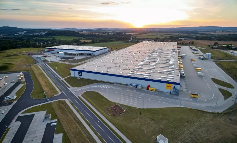 E-commerce is thriving in Cheb. Here, Tchibo as a European omnichannel retailer expands its distribution center and further develops the city's potential for the growth of the modern business.