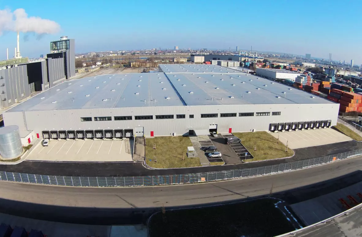 Start-up Flaschenpost takes the last available hall in logistics park built by Panattoni Europe in the Port of Düsseldorf