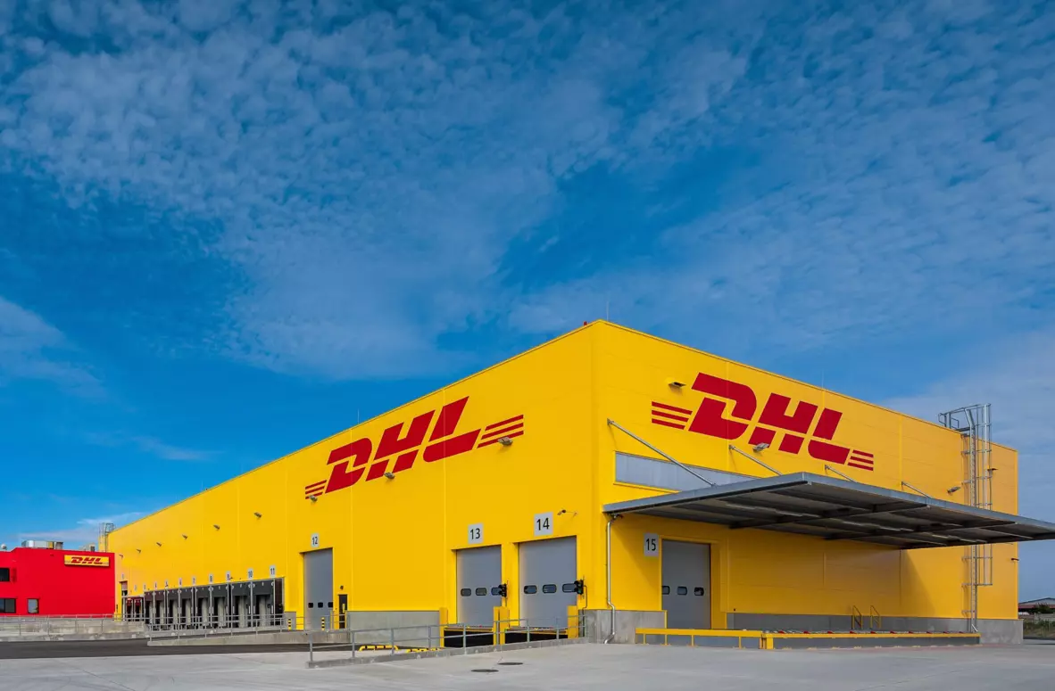 Multimodální komplex vítá dalšího silného nájemce. Společnost DHL Express převzala budovu v revitalizované části brněnského letiště.