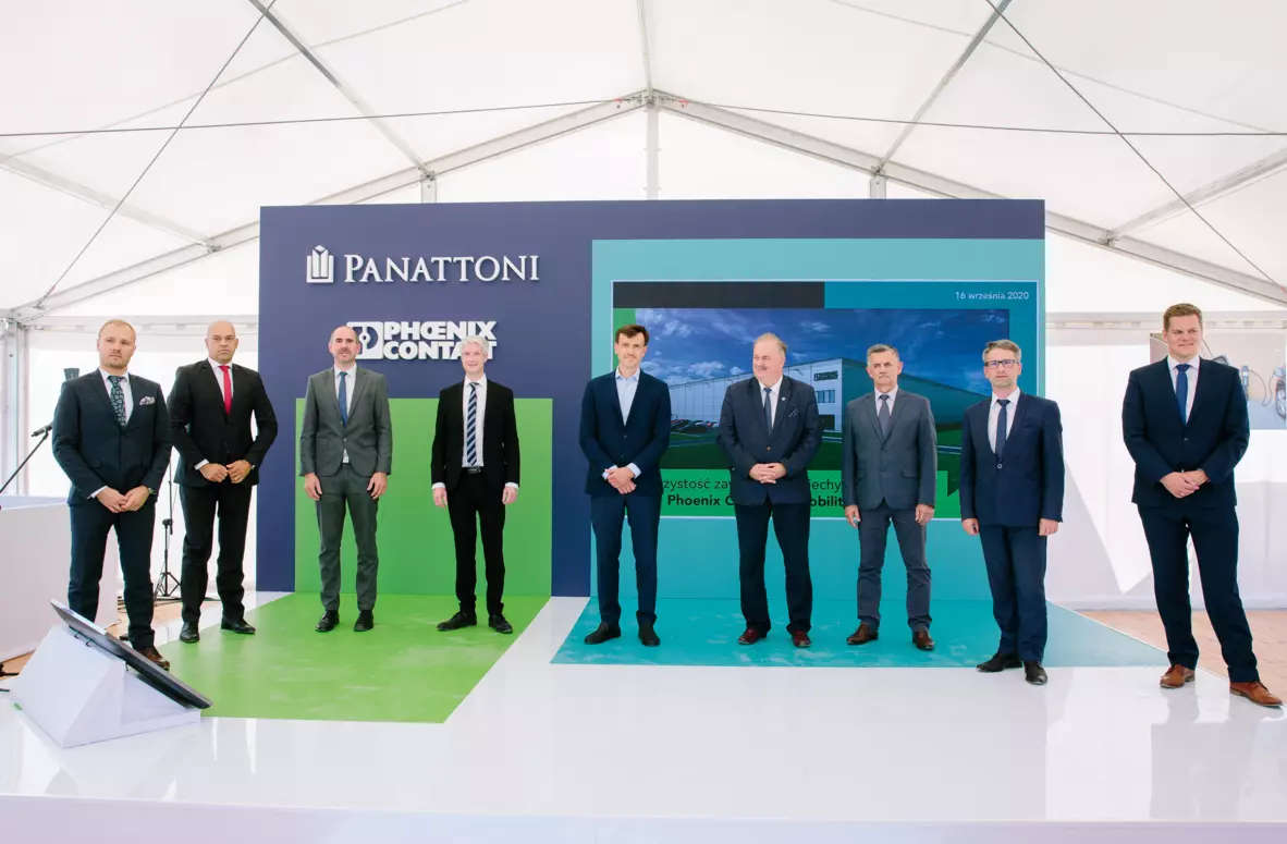 Topping out at the facility constructed by Panattoni for Phoenix Contact E-Mobility - 15,000 sqm high-tech BTS in Rzeszów