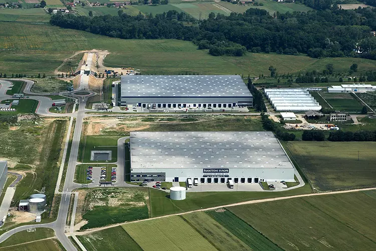 ID Logistics przedłuża 4660 m² w Panattoni Park Błonie