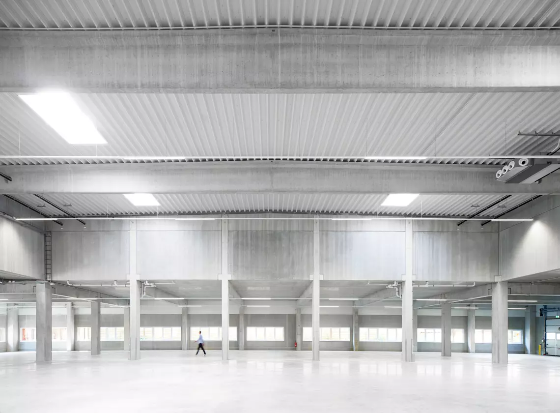 City Dock Kirchheim Halle 2