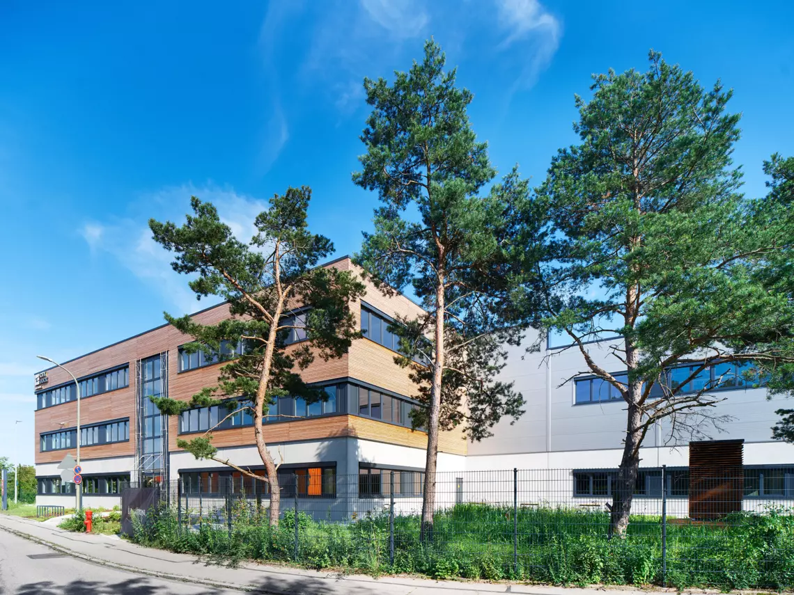 City Dock Kirchheim Fassade Holz 3