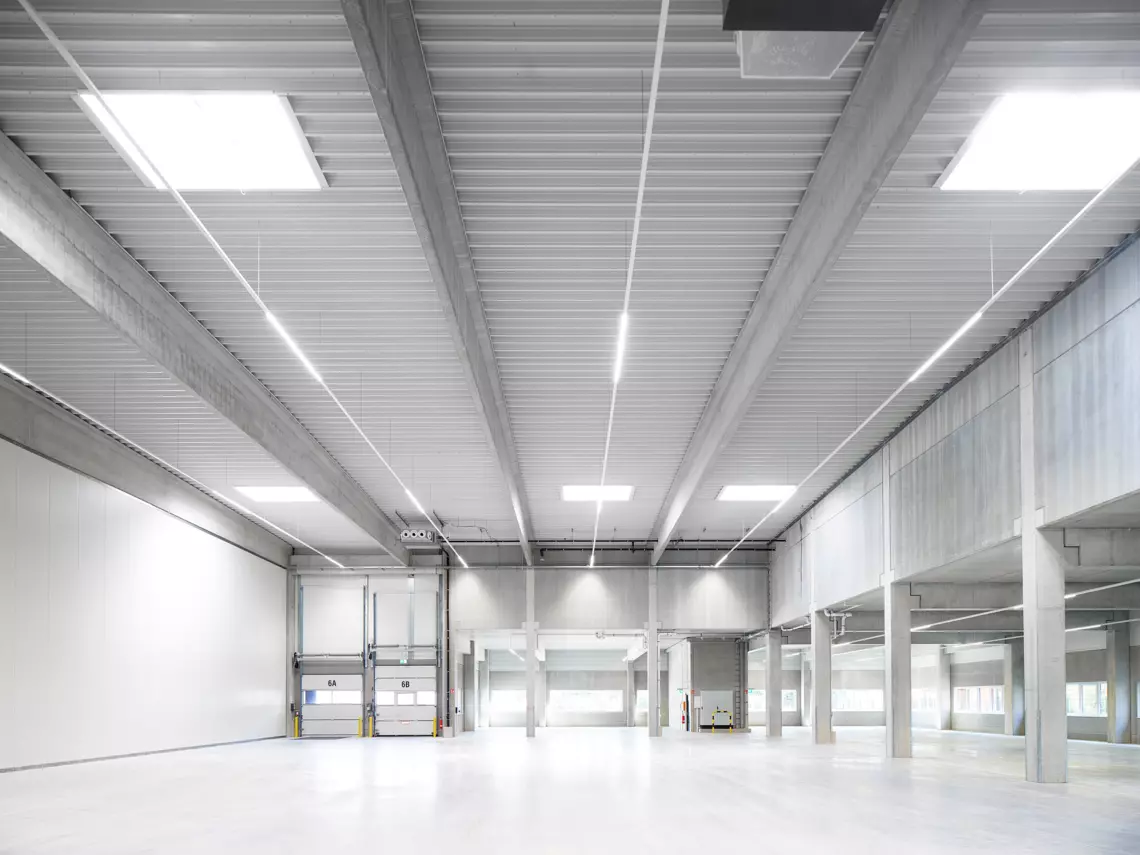 City Dock Kirchheim Halle 1