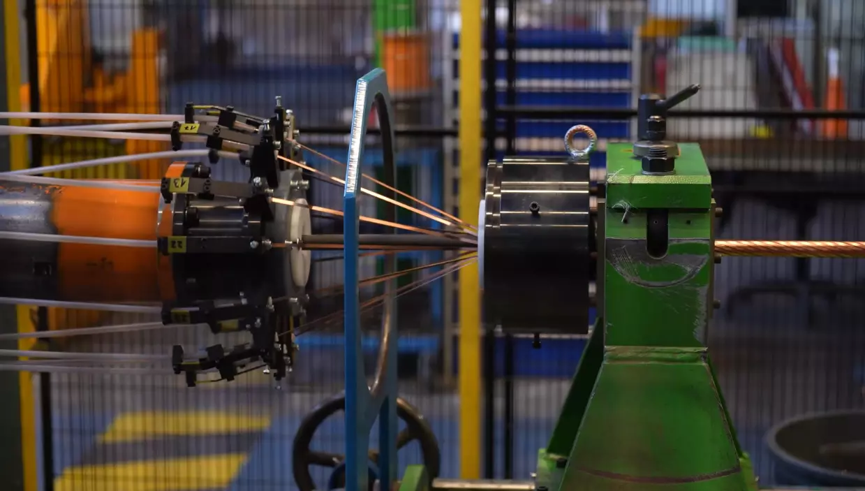 Superconducting_cable_production
