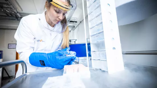 210693_ProBioGen_Virology_Cryo_Storage_Cell_Line_AGE1.CR.PIX_100px